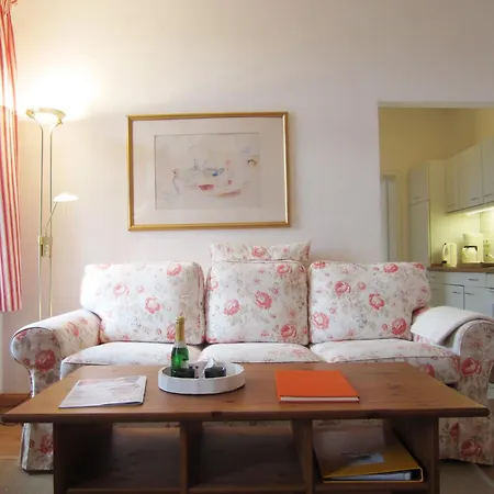 Apartment Ferienwohnung Am Molli Nr. 4